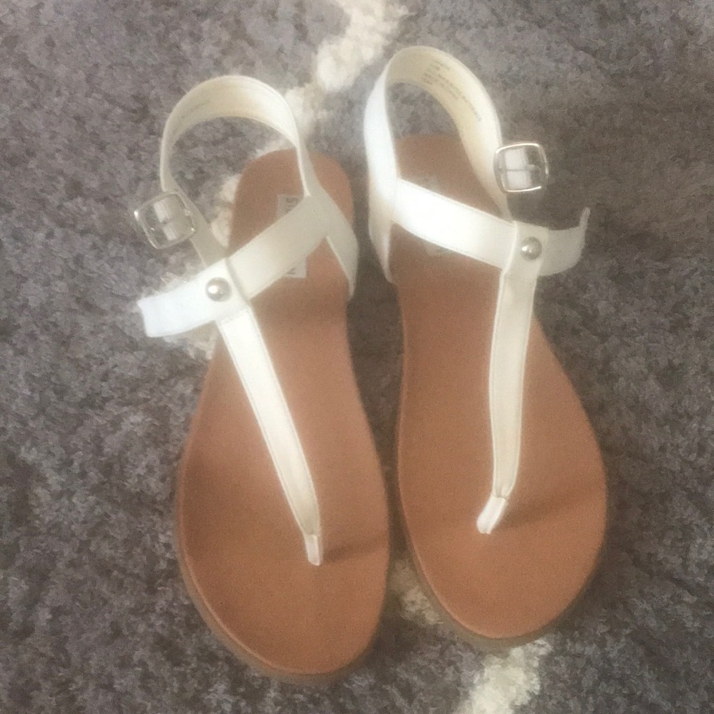 STEVE MADDEN SANDALS